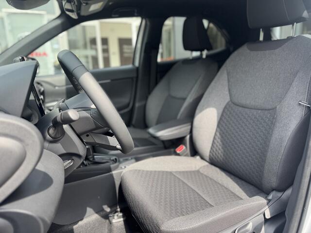 Toyota YARIS Cross 1.5 Hybrid 130 Style Edition 2025 Parkeersensoren, Dodehoekdetectie, Navigatie