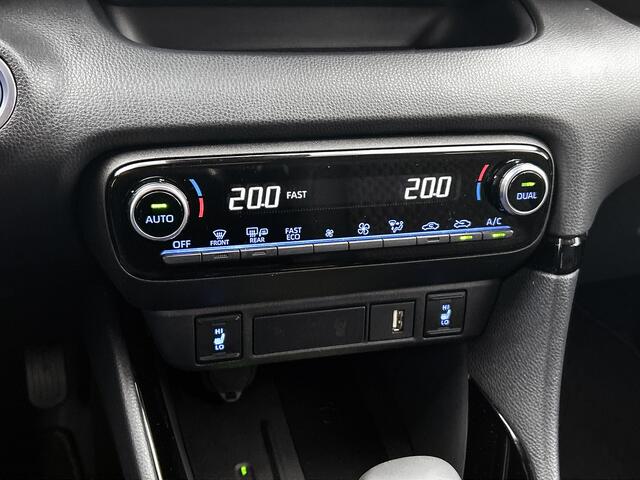 Toyota YARIS 1.5 Hybrid Executive