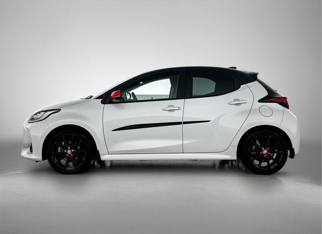 Toyota YARIS 1.5 Hybrid Style | Parkeersensoren | Apple Carplay / Android Auto | Navigatie | Stoelverwarming |