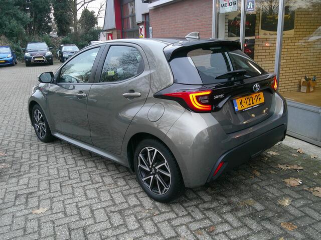 Toyota YARIS 1.5 Hybrid Business Plus