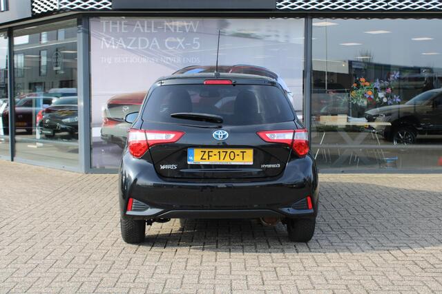 Toyota YARIS 1.5 Hybrid Dynamic , Automaat, All Season, Camera, Navi, Clima, Cruise, LMV 15 Inch, Bluetooth, LKA