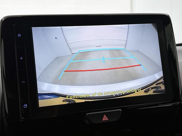 Toyota YARIS 1.5 Hybrid Style Limited | Head-up Display | Stoel- en stuurverwarming |