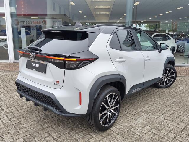 Toyota YARIS Cross 1.5 Hybrid 130 GR Sport | Head-Up Display | JBL | Sensoren |