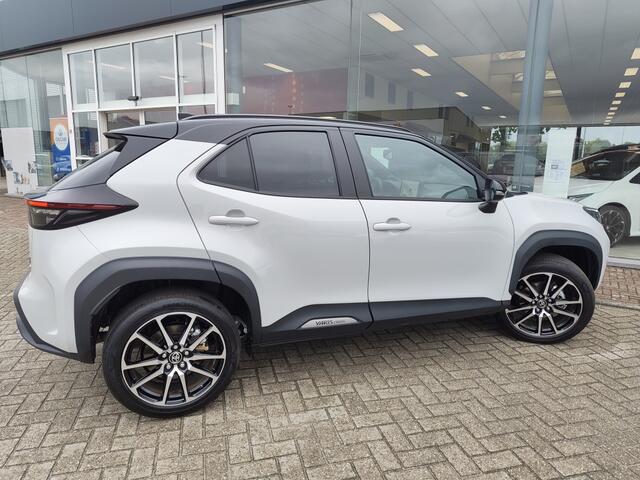 Toyota YARIS Cross 1.5 Hybrid 130 GR Sport | Head-Up Display | JBL | Sensoren |