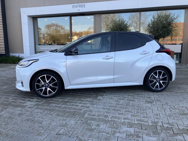 Toyota YARIS 1.5 Hybrid Executive | Headup | JBL | PDC v/a