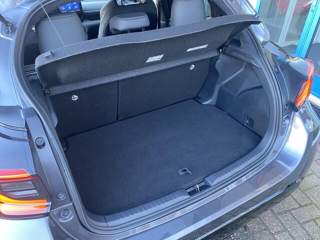 Toyota YARIS 1.5 Hybrid Executive HUD Apple Carplay Android Auto