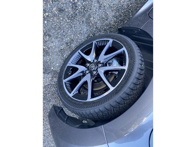 Toyota YARIS 1.5 Hybrid Executive HUD Apple Carplay Android Auto