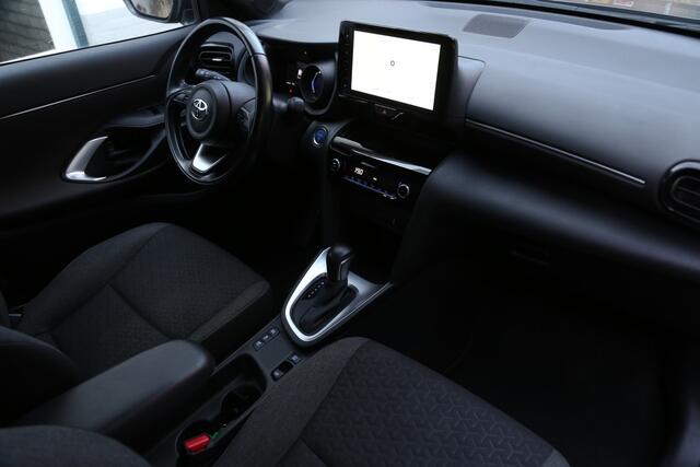Toyota YARIS Cross 1.5 Hybrid Dynamic Navi LED ACC Camera