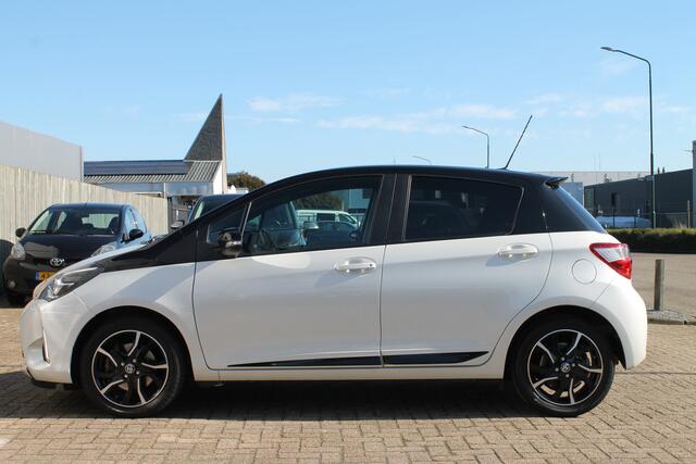 Toyota YARIS 1.5 VVT-i Style | CC | Camera | Verw. stoelen