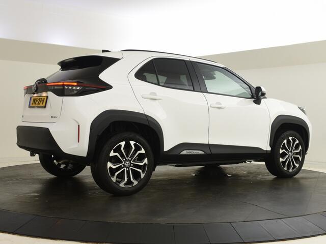 Toyota YARIS Cross 1.5 Hybrid 115 Style | Stuur + Stoelverw. | Keyless | Carplay |