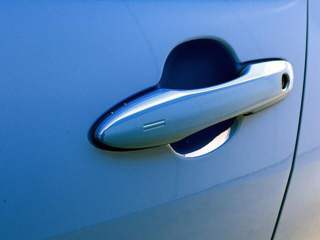 Toyota YARIS 1.5 Hybrid 130 Launch Edition | Stoelverwarming | JBL | Lederenbekleding |