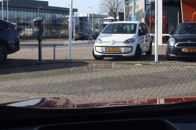 Toyota YARIS Cross 1.5 Hybrid Adventure | Trekhaak | JBL | Blindspot