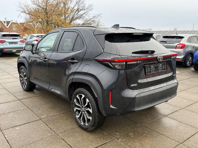 Toyota YARIS Cross 1.5 Hybrid Dynamic | Parkeersensoren | Stoelverwarming | Inklapbare spiegels |