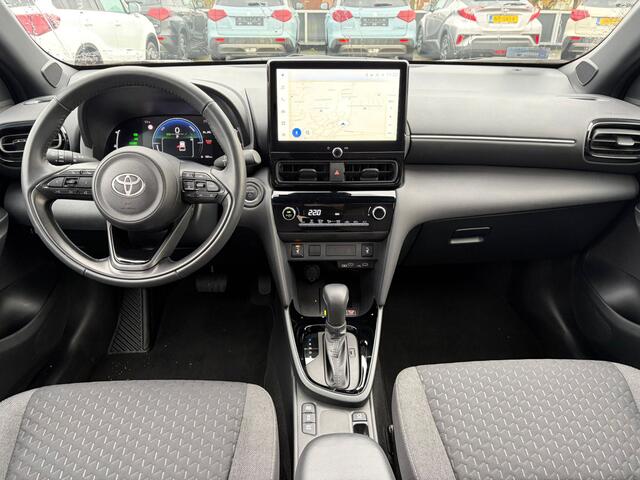 Toyota YARIS Cross 1.5 Hybrid Dynamic | Parkeersensoren | Stoelverwarming | Inklapbare spiegels |
