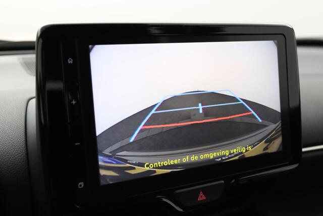 Toyota YARIS Cross 1.5 Hybrid 115 | Climate control | Parkeercamera | Apple carplay - Android auto |
