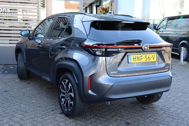 Toyota YARIS Cross 1.5 Hybrid 115 First Edition, Stuurverwarming, Stoelverwarming