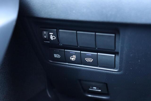 Toyota YARIS Cross 1.5 Hybrid 115 First Edition, Stuurverwarming, Stoelverwarming