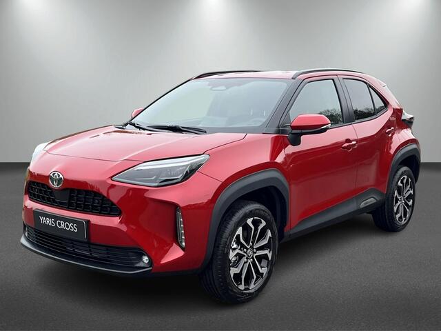 Toyota YARIS Cross 1.5 Hybrid 130 Black Edition, Safety + Winter pakket.
