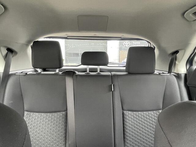 Toyota YARIS Cross 1.5 Hybrid 115 Active Parkeersensoren V+A