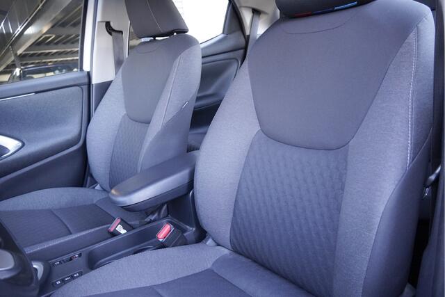 Toyota YARIS 1.5 Hybrid Automaat! Active BJ2021 Achteruitrijcamera | App-Connect | Climate control | Cruise control | Getint glas