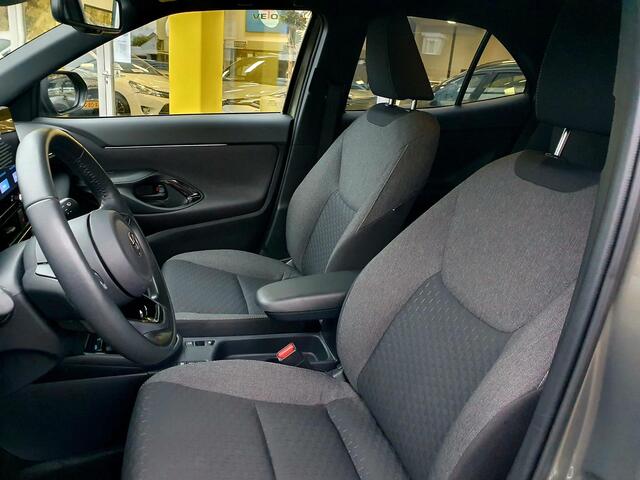 Toyota YARIS Cross 1.5 Hybrid 115 Business Plus All-in prijs!