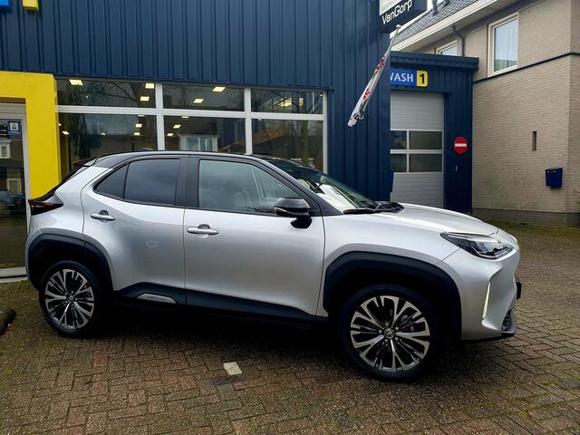 Toyota YARIS Cross 1.5 Hybrid Executive All-in prijs!