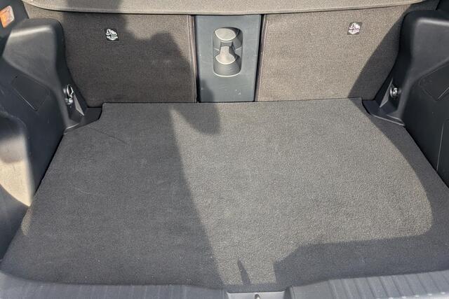 Toyota YARIS Cross 1.5 Hybrid GR Sport Stoelverwarming, Apple Carplay & Android Auto, HUD