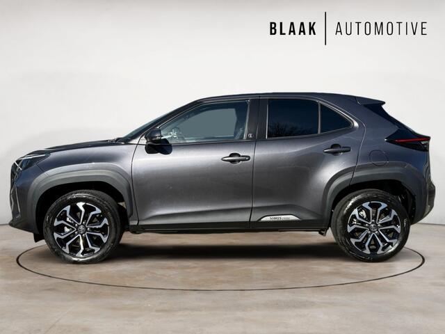 Toyota YARIS Cross Hybrid 2WD Team D