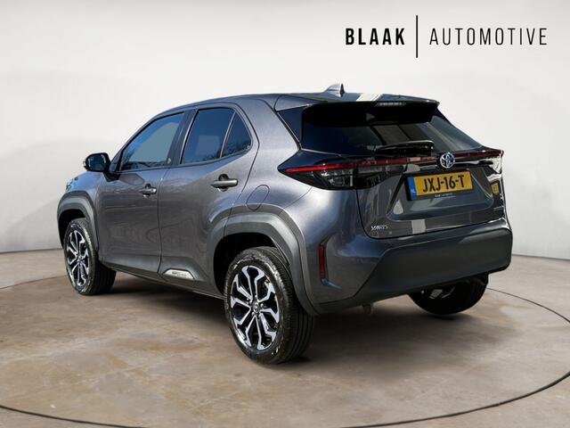 Toyota YARIS Cross Hybrid 2WD Team D