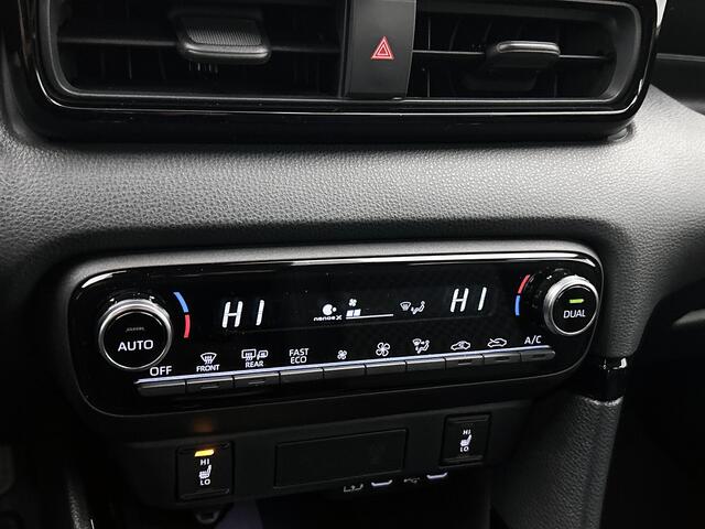 Toyota YARIS 1.5 Hybrid 130 Executive | BTW Voertuig | Stoel en stuurwielverwarming |
