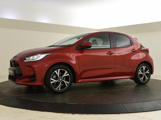 Toyota YARIS 1.5 Hybrid 115 Style | PDC V+A | BSM | Stuur en Stoelverwarming