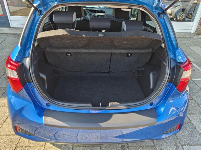 Toyota YARIS 1.5 Hyb. Dynamic