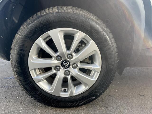 Toyota YARIS Cross 1.5 Hybrid Business Trekhaak, Parkeersensoren voor + achter, Navigatie, Smart Key, LMV,