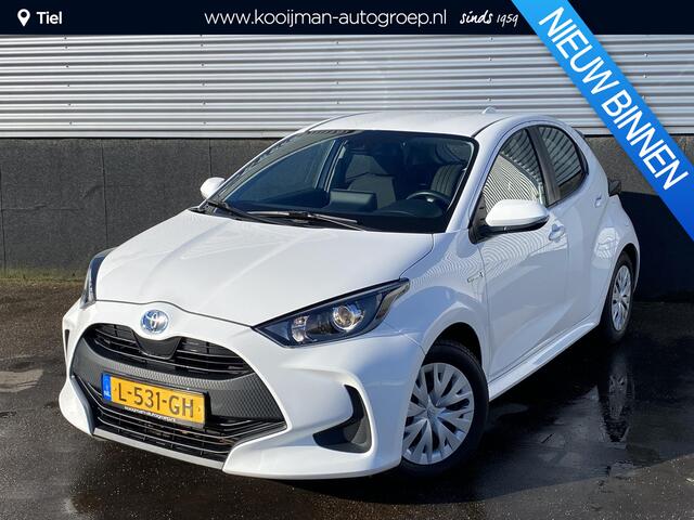 Toyota YARIS 1.5 Hybrid Active Nette Nederlandse auto, achteruitrij camera, navigatie Apple CarPlay/Android Auto, cruise control adaptief