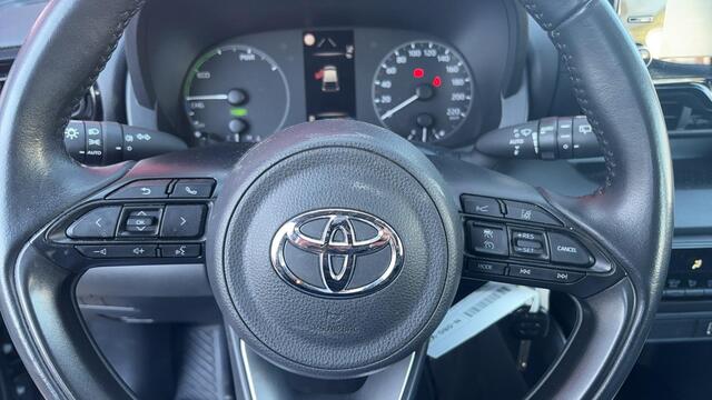 Toyota YARIS 1.5 Hybrid Active CAMERA / CARPLAY / NAVI / CLIMA / BLUETOOTH / ACC / NL-AUTO