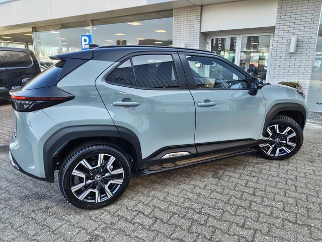 Toyota YARIS Cross 1.5 Hybride 130 Launch Edition | Facelift | Treeplanken Navi | S