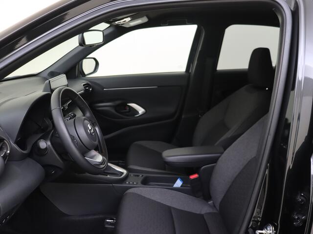 Toyota YARIS Cross 1.5 Hybrid Dynamic | Winterpakket | Keyless Entry | Camera | Carplay |