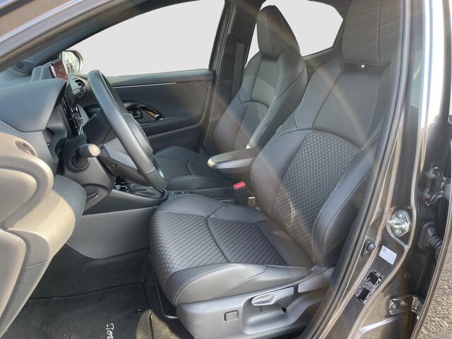 Toyota YARIS 1.5 Hybrid 130 First Edition | Halfleder | Climate | Cruise | Keyless | Camera