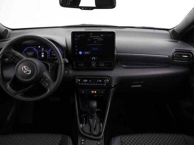 Toyota YARIS 1.5 Hybrid 130 Executive Dodehoek | Parkeersensoren | 130pk!