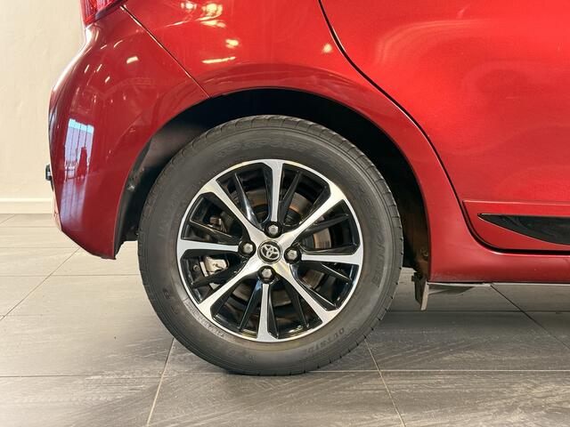 Toyota YARIS 1.5 Hybrid Design Sport | Fietsendragerbeugel | Dealeronderhouden | Getinte ramen |