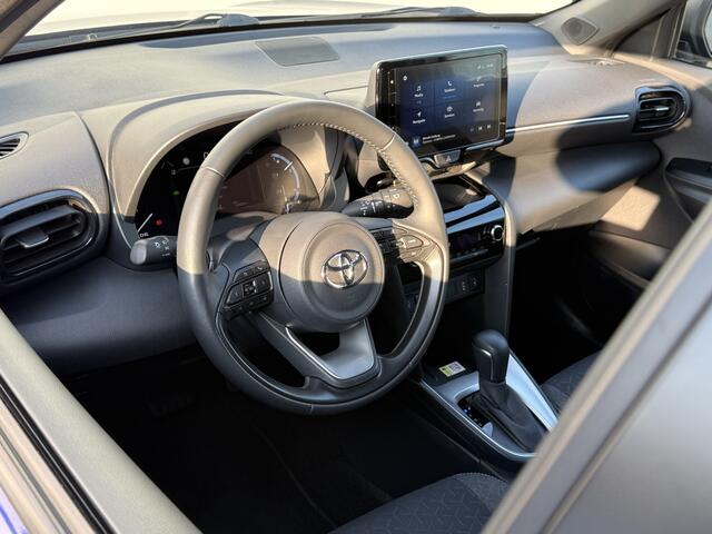 Toyota YARIS Cross 1.5 Hybrid Team D | Elek. Achterklep | CarPlay | Camera | Keyless | 17 inch