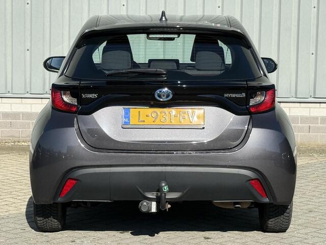 Toyota YARIS 1.5 Hybrid Active / Camera / Trekhaak / Adaptive Cruise Control / Apple CarPlay/Android Auto / All Seasonbanden / Bluetooth / Climate Control /