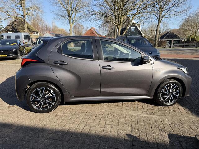 Toyota YARIS 1.5 Hybrid Dynamic