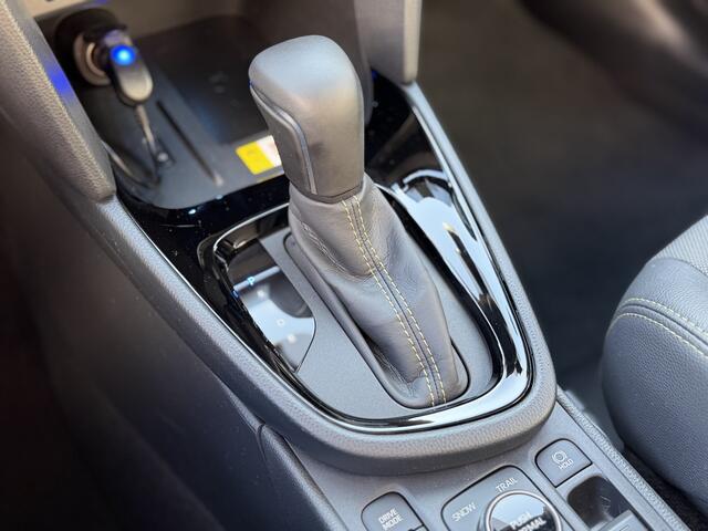 Toyota YARIS Cross 1.5 Hybrid 115 Adventure AWD | GEEN AFLEVERKOSTEN | Trekhaak afneembaar, Head-up display, Dodehoekdetectie