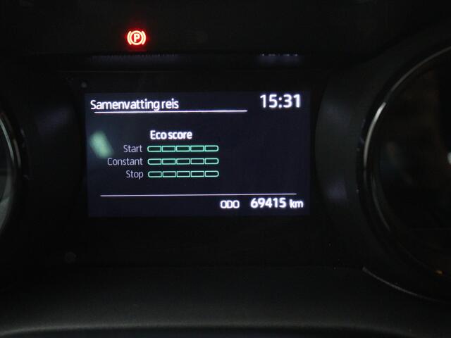 Toyota YARIS 1.5 Hybrid Launch Edition