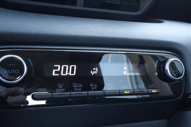 Toyota YARIS 1.5 Hybrid Active | Trekhaak | Camera | Carplay