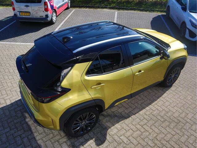 Toyota YARIS Cross 1.5 Hybrid Executive Launch Edition Head-up Display| Stoelverwarming | Adaptieve Cruise Control | CarPlay