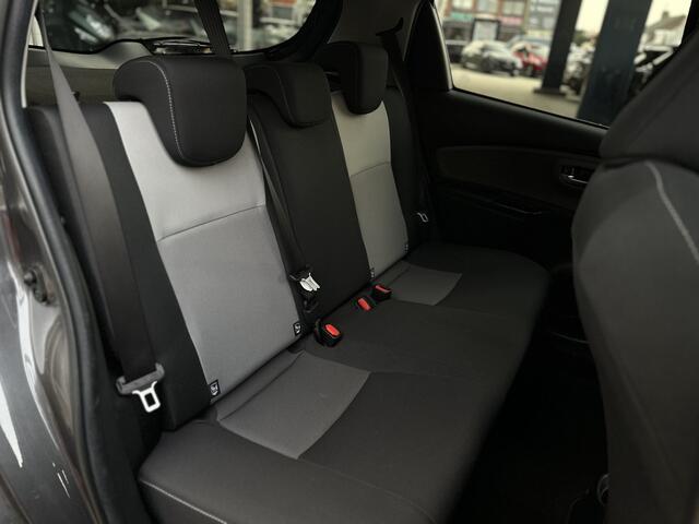 Toyota YARIS 1.5 VVT-i Dynamic Automaat Ecc/Navi/Camera