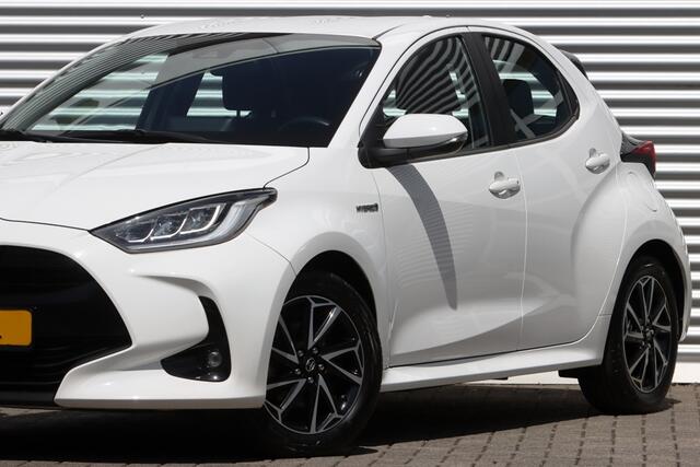 Toyota YARIS 1.5 Hybrid Dynamic Carplay / Camera