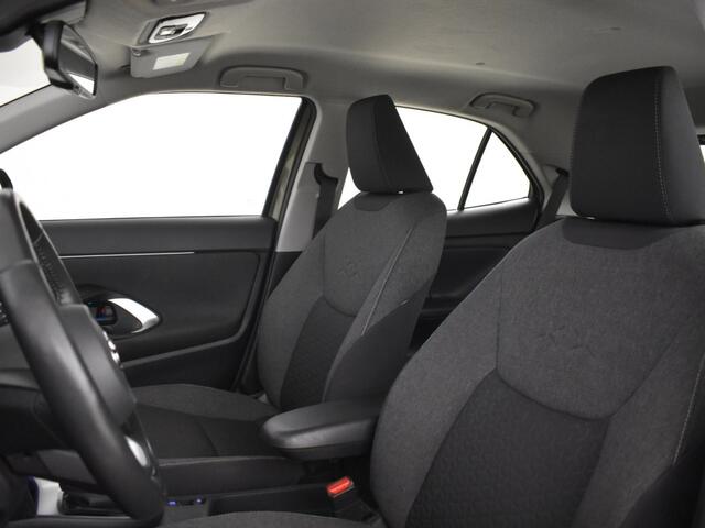 Toyota YARIS Cross 1.5 Hybrid Active Plus | Trekhaak | Stuur + stoelverwarming |